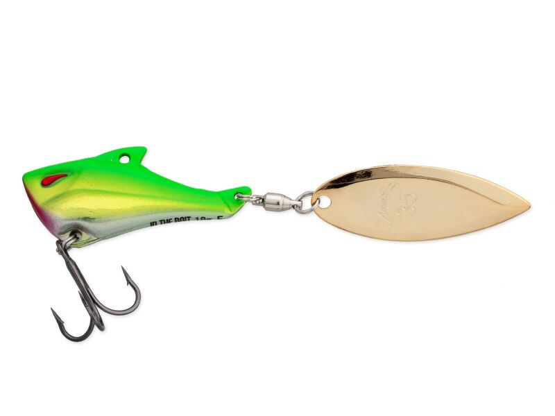 Lipless Crankbait In The Bait Bass BR-139 mit realistischem Design und starker Aktion